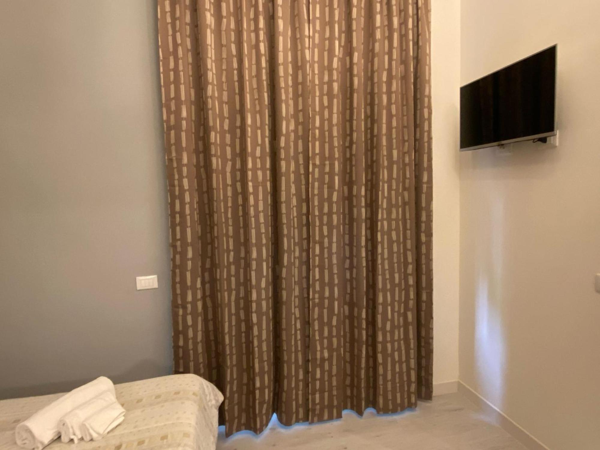 Villa Giove Rooms Prato  Esterno foto
